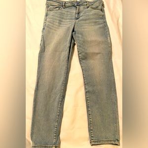 American Eagle hi rise jeggings. Size 16 short.